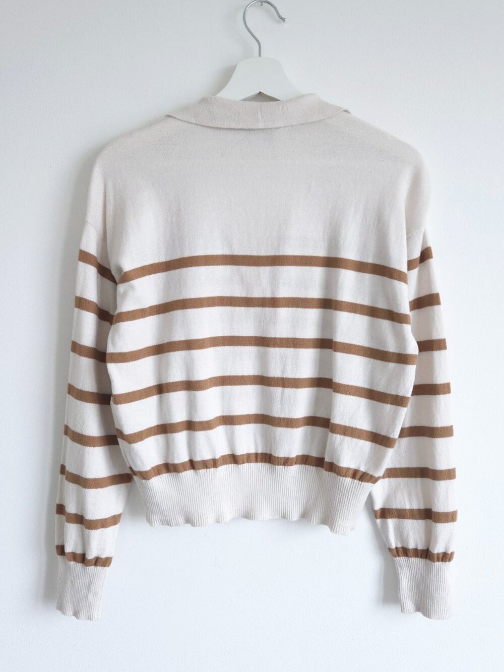 Calvin Klein Jeans Collared V Neck Striped Cotton Cropped Sweater - Picture 8 of 10